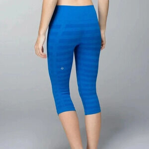 Lululemon In The Flow Crop  *Stripe Heathered Baroque Blue | 2